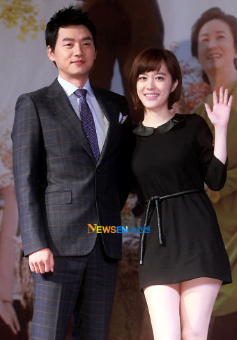 [포토엔]김승수-양진성 ‘나이 차이 안 느껴지죠?’