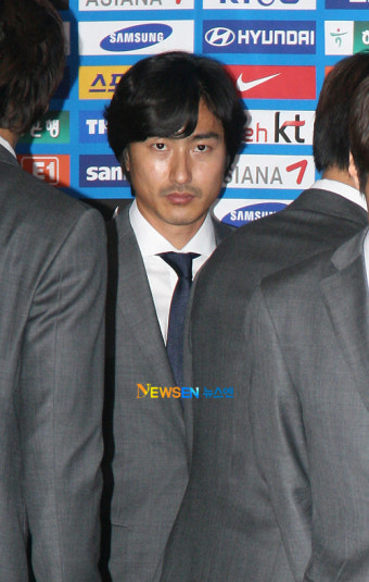안정환 은퇴 기자회견, 무슨말 꺼낼까