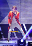 [포토엔]신화 전진 ‘강렬한 눈빛’(신화 콘서트)