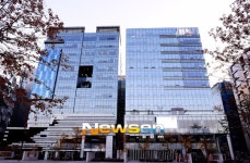 [포토엔] 팬 엔터테인먼트 신사옥 새출발 으리으리하네.