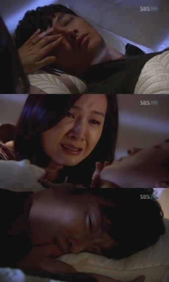 ‘다섯손가락’ 실명위기 채시라, 잠든 주지훈 얼굴 만지며 오열