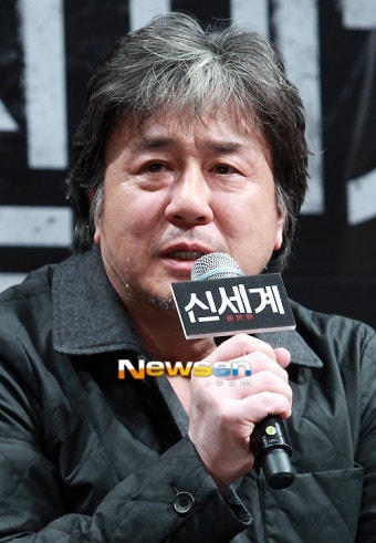 최민식 “배우 사이 거리감, 사적으로 채워지지 않는다”