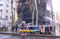 [포토엔] 삼성동 오렌지 팩토리 화재 현장 교통체증 극심