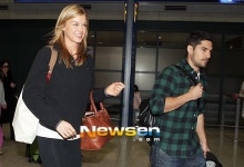 [포토엔]애드리앤 팰리키-D.J. 코트로나 ‘내일 만나요~’