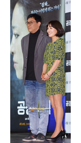 [포토엔] 이지승감독, 장영남 ‘ 아름다운 포토타임 ’