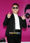 [포토엔]싸이 콘서트 기자회견 ‘매력발산’