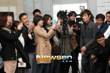 [포토엔]이병헌 ‘여기자들에게도 인기 최고’