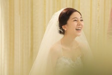 백진희 웨딩드레스 입고 함박웃음 ‘새신부답네’[포토엔]
