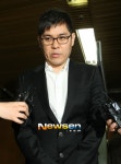 [포토엔]김용만 ‘첫 공판, 수척해진 모습’