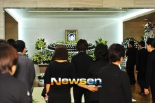 [포토엔]故 구옥희 전회장 빈소 ‘슬픔에 잠긴 조문행렬’