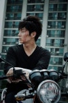 이준기 오토바이 타고 피 철철, 대체 무슨 일이?[포토엔]