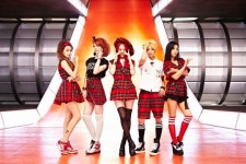 에프엑스 ‘첫사랑니’ 뮤비 공개, 역시나 유니크해