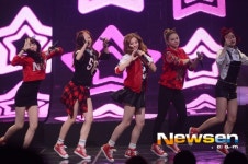 [포토엔]투아이즈 ‘상큼발랄한 무대’