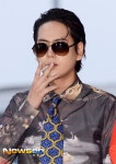 [포토엔]슈퍼주니어 규현 ‘담배 대신 막대사탕으로’