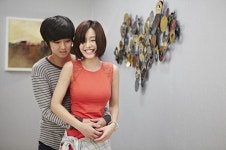 김선영 화려한 외출 스틸, 볼륨감 돋보인 과감백허그 ‘보고싶다’[포토엔]