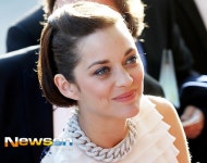 [포토엔]마리옹 꼬띠아르 ‘세계 1위 미녀의 눈부신 미모’