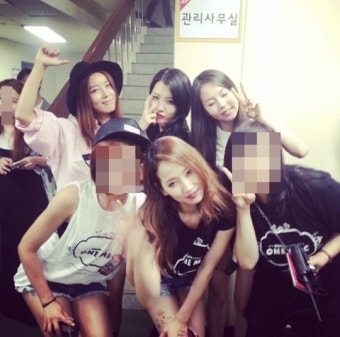선예없는 원더걸스 단체사진 공개..‘소희 유빈 총출동’