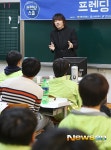 [포토엔]김장훈 토크콘서트에 초집중하는 학생들(프렌딩스쿨)