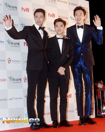 [포토엔]조인성-도경수-이광수 ‘손만 흔들어도 멋있어~’