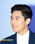 [포토엔]제국의 아이들 동준 ‘팬심 사로잡는 미소’(어바웃러브)