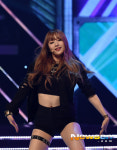 [포토엔]EXID 하니 ‘가슴을 활짝 피고’