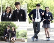 ‘너사시’ 하지원 이진욱, 30대에도 최강동안 교복 인증샷