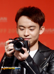 [포토앤]동자건 ‘기자회견 촬영하기 바빠’