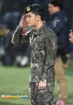 [포토엔]김재중 ‘늠름한 군인 자태’(한국시리즈)