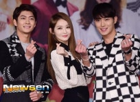 [포토엔]강태오-강민경-곽희성, 많이 사랑해주세요~