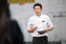 ‘돌아와요아저씨’ 강기영 또 셰프라고? 매력 포텐 터졌다