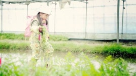 정시아 딸 서우, 꼬마 농부 변신 ‘엄마 돕는 기특 효녀’