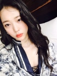 설리, 中팬들 위해 웨이보 폭풍 업데이트 “한국은 비가 와요”