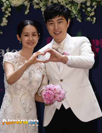 [포토엔]김가연 임요환 ‘5년만에 결혼식 올려요’(김가연 임요환 결혼)