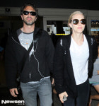 아만다사이프리드, 9살연상 새 배우 남친과 데이트 포착[파파파라치컷]