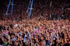 이승철 데뷔 30주년 콘서트, 2만4천 관객 운집 “제작비만 12억원”