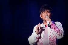 이승철 데뷔 30주년 콘서트, 2만4천 관객 운집 “제작비만 12억원”