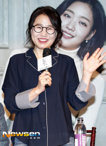 [포토엔]김은숙 작가 ‘도깨비로 인사드려요’