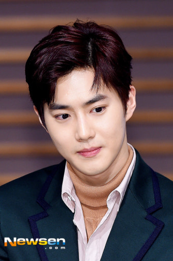 [포토엔화보]엑소 수호 ‘상견례 프리패스상, 잘생쁨의 정석’