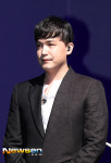 [포토엔]이수 ‘9년 만에 솔로 컴백했어요’