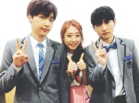 우주소녀 연정, ‘프듀2’ 정세운-이광현과 인증샷 “앞으로 응원해주세요”