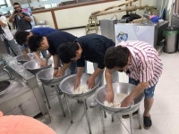 ‘알쓸신잡’ 유희열X잡학박사, 춘천 막국수 만들기 나선 아재들