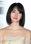[포토엔화보] 이정현 ‘질투 불러일으키는 동안미모’(군함도)