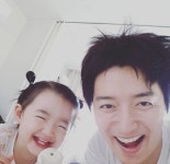 ‘둘째 득녀’ 인교진, 딸 하은과 애틋한 셀카 “어디 안 가, 미안해”