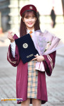 [포토엔HD]99년생 김유정 ‘고등학교 졸업합니다’