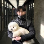 “반려견 산책 고고” 박서준, 명절에도 열일하는 잘생김