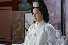 ‘대군’ 주상욱-양미경, 숨막히는 소복 독대 현장 “스태프들까지 숙연”