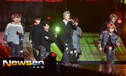 [포토엔HD] 스트레이 키즈 ‘신인의 패기 느껴지는 무대’