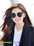 [포토엔HD] 정소민 출국 ‘이준이 사랑한 미소’(공항패션)