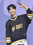 [포토엔HD] 더보이즈 케빈 ‘반쪽 찾아요~’