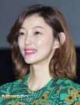 [포토엔HD] 이엘 ‘반사판 댄듯 자체발광’(바람 바람 바람)